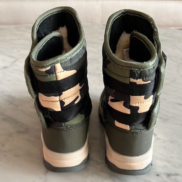 Toddler snow boots - Picture 2 of 9